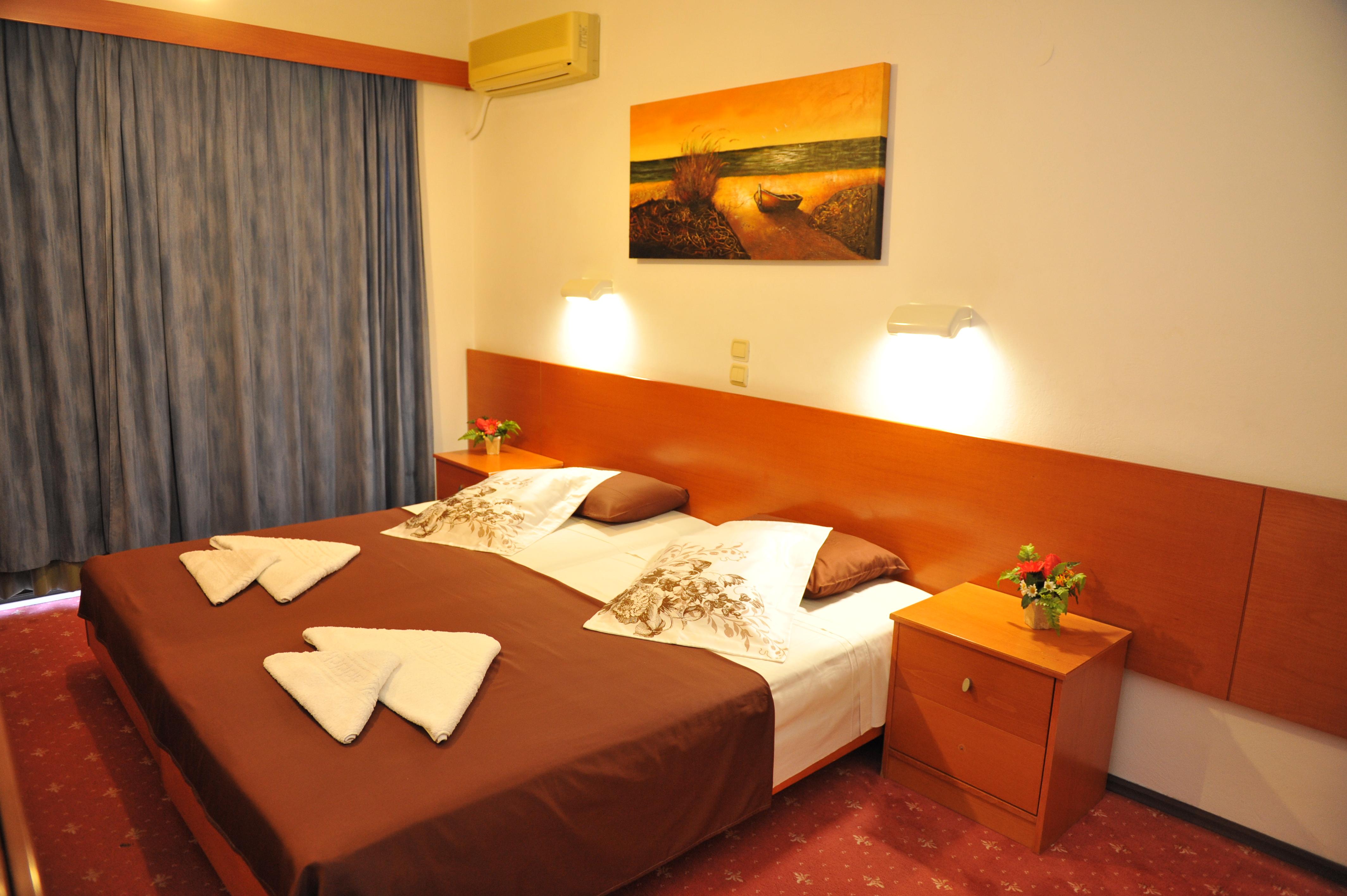 Heleni Beach Hotel Ialysos  Dış mekan fotoğraf