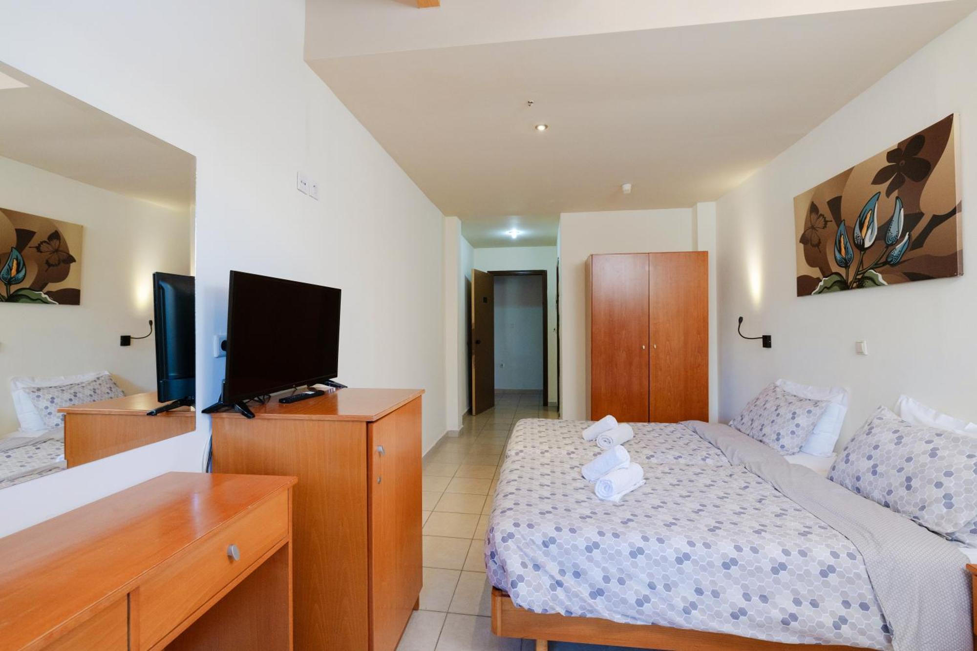 Heleni Beach Hotel Ialysos  Dış mekan fotoğraf