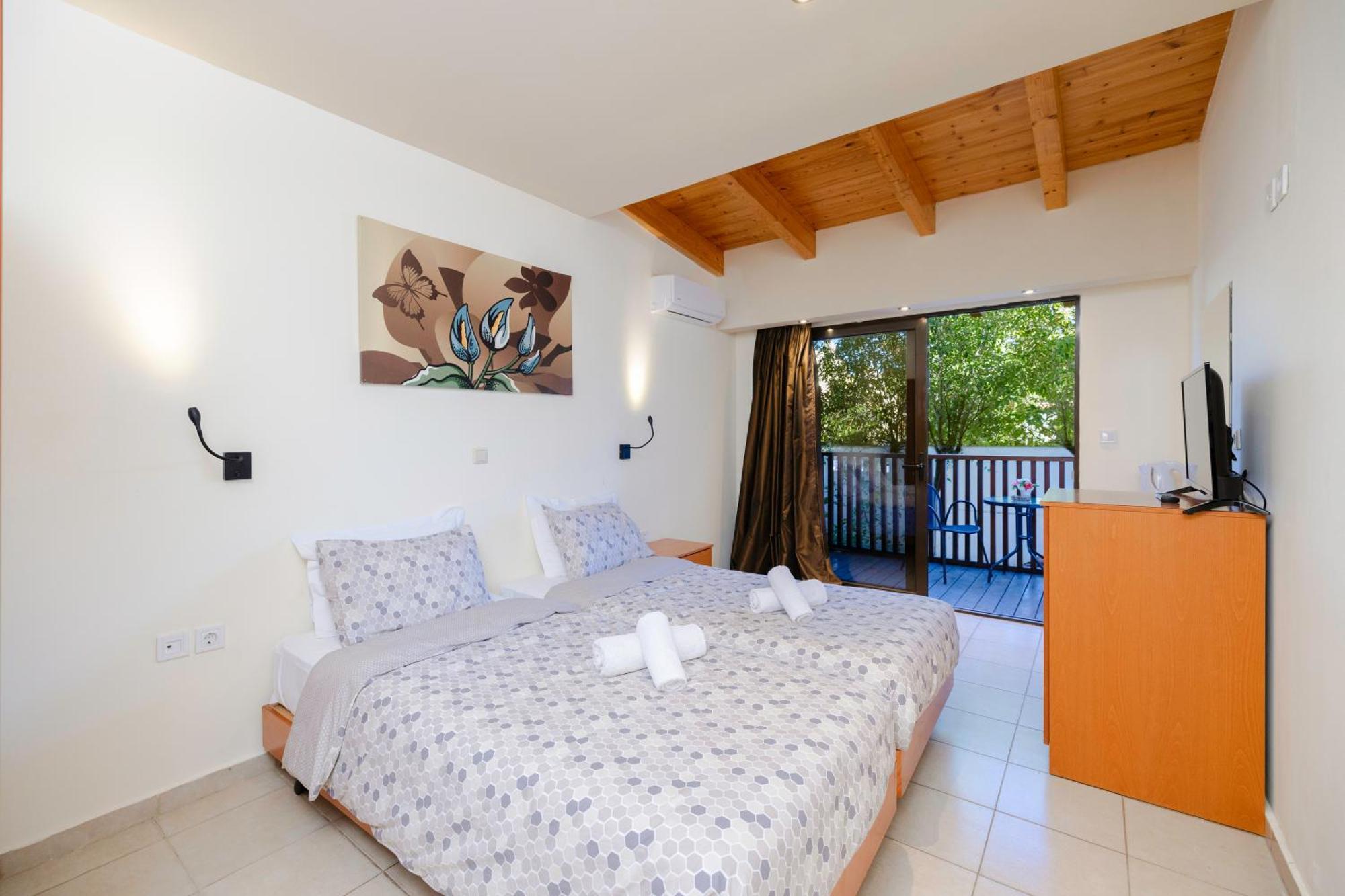 Heleni Beach Hotel Ialysos  Dış mekan fotoğraf