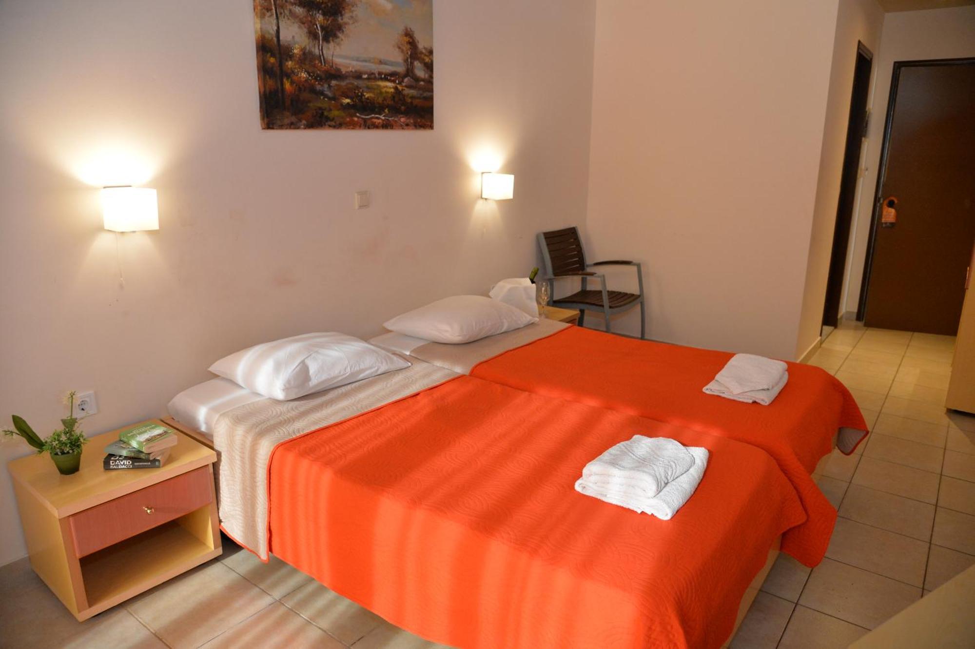 Heleni Beach Hotel Ialysos  Oda fotoğraf